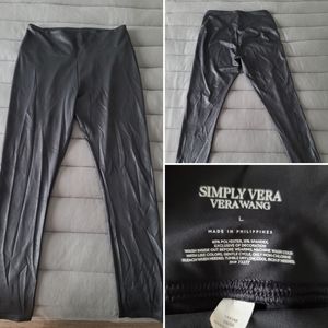Vera Wang - Pleather Legging
